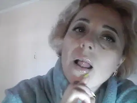 Snapshot of SweetCandy356 chatting on 03/20/25, 10:54 SweetCandy356 online show from 03/20/25, 10:54