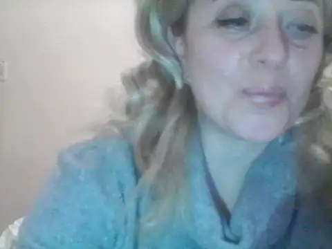 Snapshot of SweetCandy356 chatting on 03/20/25, 05:36 SweetCandy356 online show from 03/20/25, 05:36