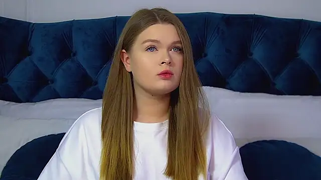 CrystalLyons online show from 03/23/26, 06:12