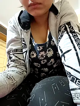 Sanaya 7 online show from 12/26/24, 05:08