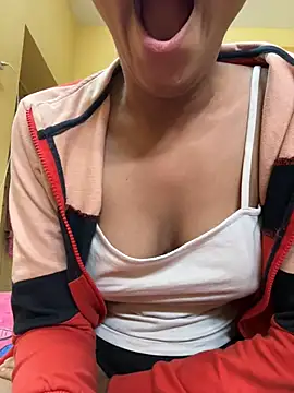 Sanaya 7 online show from 01/28/25, 02:21