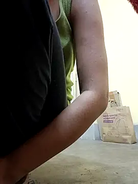 Sanaya 7 online show from 02/12/25, 05:37