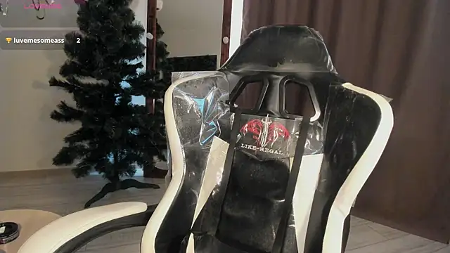 Lana Younes online show from 02/10/25, 01:22