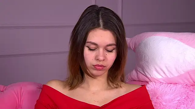 PollyLanders online show from 02/21/25, 01:44