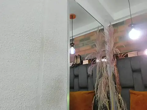 JESSYCORTES online show from 01/07/26, 04:20