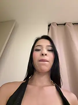 Sarah cam06 online show from 04/22/26, 11:39