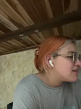 SophiaWeestt99 online show from 10/06/25, 02:53