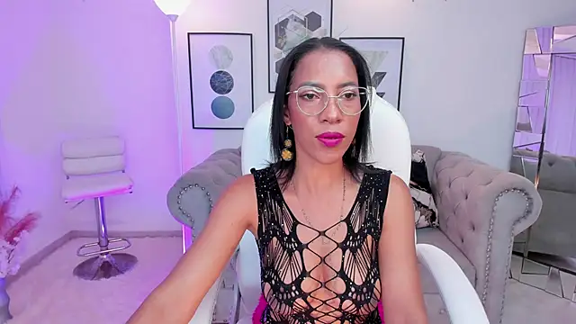 Snapshot of Shantaall_ chatting on 01/24/25, 10:19 Shantaall online show from 01/24/25, 10:19