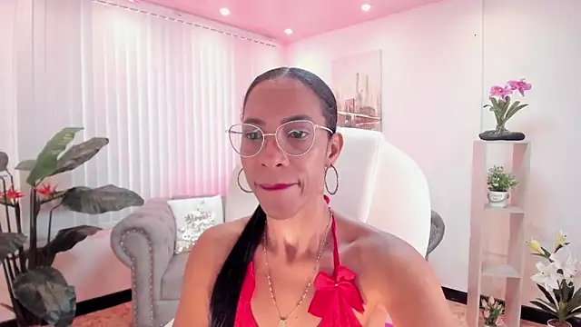 Snapshot of Shantaall_ chatting on 01/28/25, 04:30 Shantaall online show from 01/28/25, 04:30
