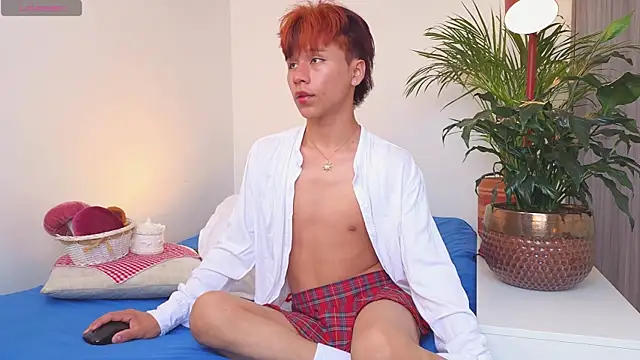 Tommyfoxboy online show from 11/14/25, 01:10