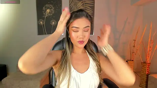 RebeccaHudson online show from 01/19/25, 02:57
