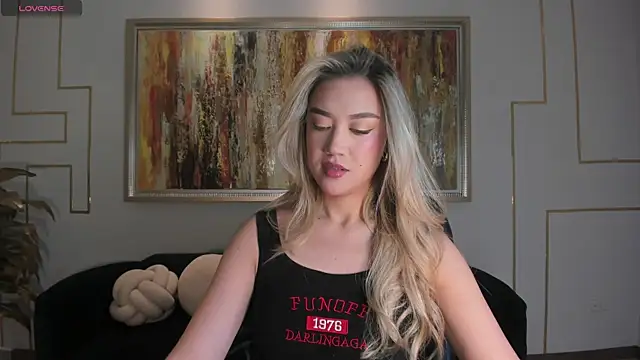 RebeccaHudson online show from 01/11/26, 05:51