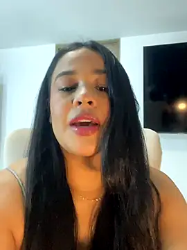 Snapshot of Aitana98_ chatting on 09/25/25, 01:53 Aitana98  online show from 09/25/25, 01:53