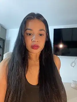 Snapshot of Aitana98_ chatting on 09/29/25, 01:55 Aitana98  online show from 09/29/25, 01:55