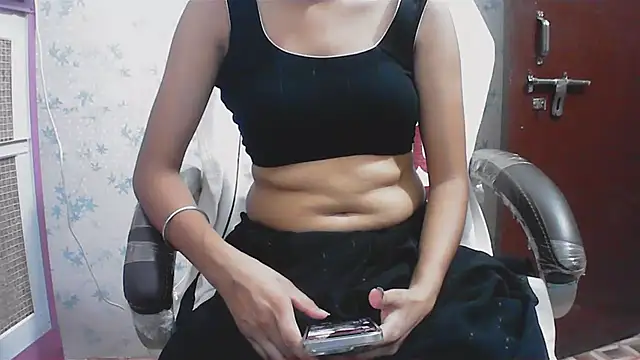 Snapshot of collage_hoty chatting on 05/18/26, 07:31 collage hoty online show from 05/18/26, 07:31
