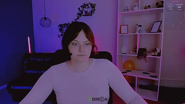 nikole kitt online show from 04/13/26, 06:57