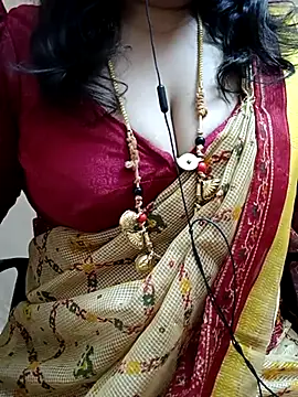 Snapshot of gaurika18 chatting on 03/03/25, 06:01 gaurika18 online show from 03/03/25, 06:01