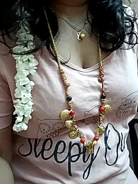 Snapshot of gaurika18 chatting on 03/12/25, 11:54 gaurika18 online show from 03/12/25, 11:54