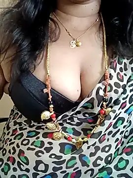 Snapshot of gaurika18 chatting on 03/15/25, 05:19 gaurika18 online show from 03/15/25, 05:19