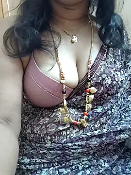 Snapshot of gaurika18 chatting on 03/23/25, 12:04 gaurika18 online show from 03/23/25, 12:04