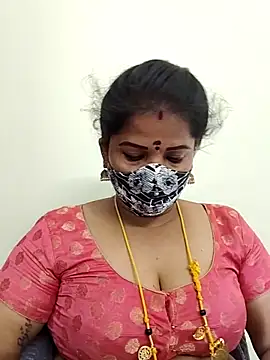 Snapshot of gaurika18 chatting on 05/20/26, 05:46 gaurika18 online show from 05/20/26, 05:46