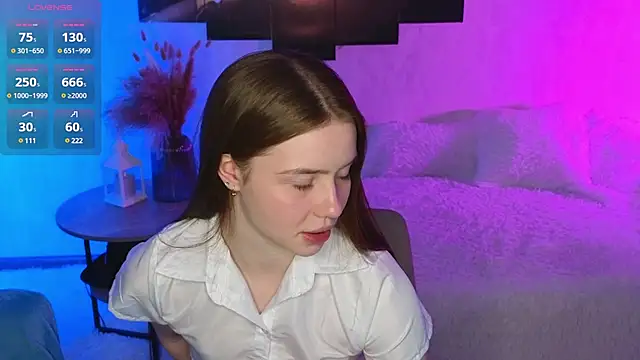 Snapshot of RandiEllett chatting on 01/18/25, 11:22 RandiEllett online show from 01/18/25, 11:22