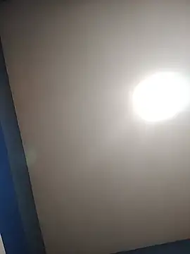 Snapshot of minitranca chatting on 07/11/26, 02:03 minitranca online show from 07/11/26, 02:03