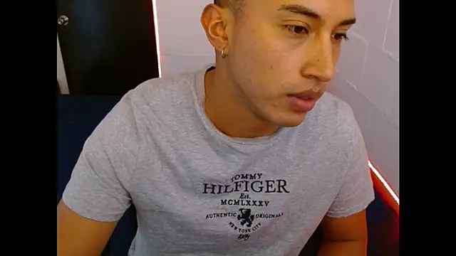 Davixx258 online show from 02/04/25, 08:17