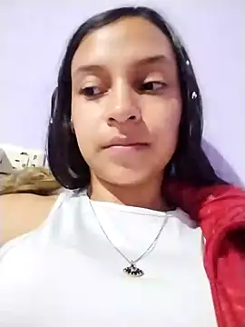 Snapshot of emma_ambar chatting on 12/25/24, 11:10 emma ambar online show from 12/25/24, 11:10