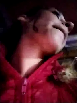 Snapshot of emma_ambar chatting on 01/31/25, 12:39 emma ambar online show from 01/31/25, 12:39