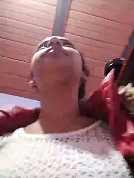 Snapshot of emma_ambar chatting on 02/16/25, 12:19 emma ambar online show from 02/16/25, 12:19