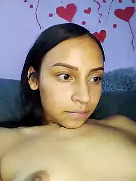 Snapshot of emma_ambar chatting on 02/18/25, 03:31 emma ambar online show from 02/18/25, 03:31