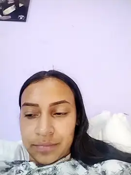 Snapshot of emma_ambar chatting on 03/22/25, 06:11 emma ambar online show from 03/22/25, 06:11