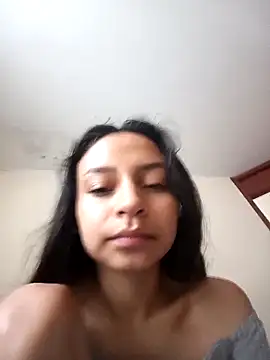 Snapshot of emma_ambar chatting on 10/01/25, 04:46 emma ambar online show from 10/01/25, 04:46