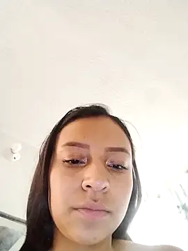 Snapshot of emma_ambar chatting on 10/09/25, 05:55 emma ambar online show from 10/09/25, 05:55