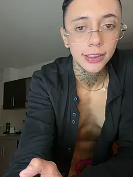  PhillipBrown online show from 12/21/24, 04:46