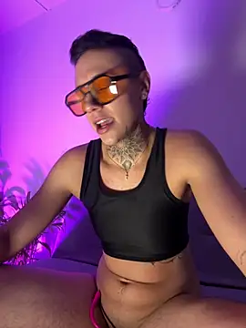  PhillipBrown online show from 03/06/26, 01:07