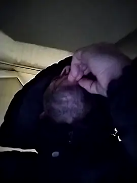 Andrzej-M online show from 11/16/25, 07:08