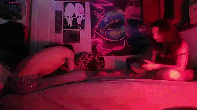 NovaLove2002 online show from 11/13/25, 05:39