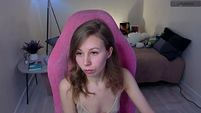 Lill Mary online show from 02/28/25, 04:10