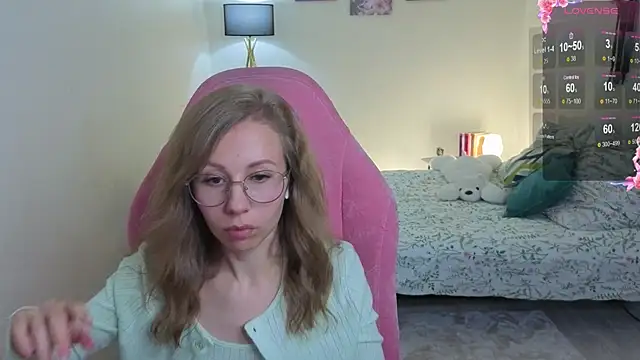 Lill Mary online show from 09/22/25, 03:30