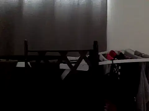 Snapshot of vanillesoumise chatting on 01/20/25, 09:56 vanillesoumise online show from 01/20/25, 09:56