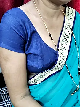 anuradha1432 online show from 11/22/25, 09:41