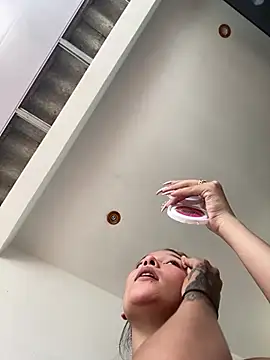 baby lizy online show from 02/01/25, 05:05