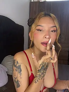 baby lizy online show from 02/05/25, 08:04