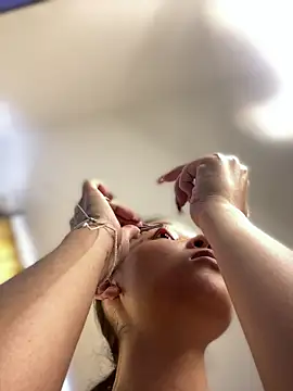 baby lizy online show from 04/22/26, 08:54