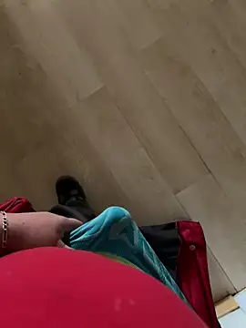 lescoquin2215 online show from 11/27/25, 10:39