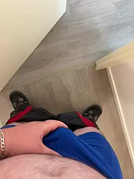 Snapshot of lescoquin2215 chatting on 04/30/26, 11:16 lescoquin2215 online show from 04/30/26, 11:16