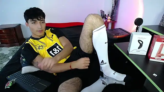 dylan fun18 online show from 02/22/25, 10:42