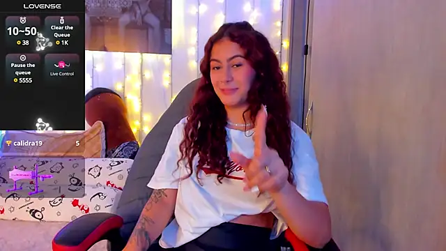 Sophiee Hill online show from 03/19/25, 08:23